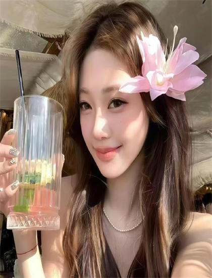 文化批评《初恋无限Touch》：探索文化身份与自我认同的探索 认识艺术的文化教育功能